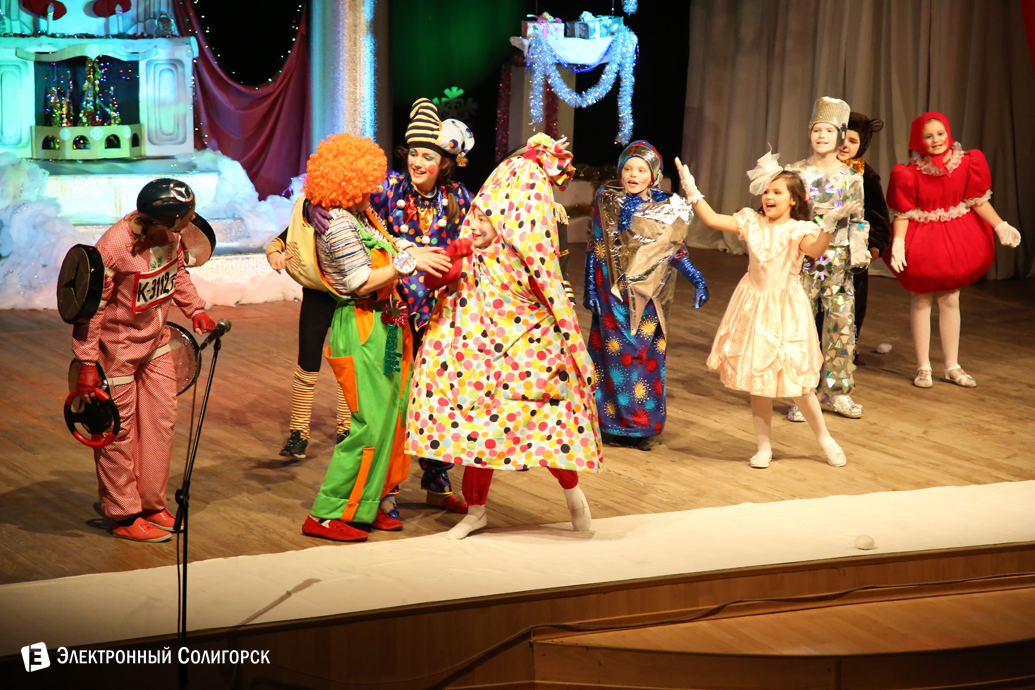 сказка в школе искусств, Солигорск, рождество