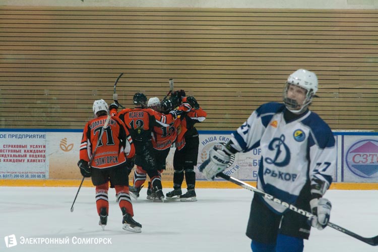 Рождественский турнир по хоккею среди юношей 1998 года в г. Солигорске