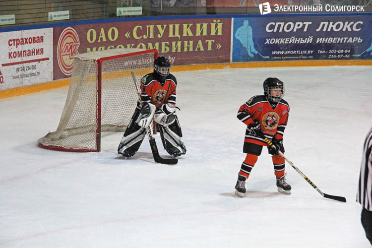 хоккей в Солигорске