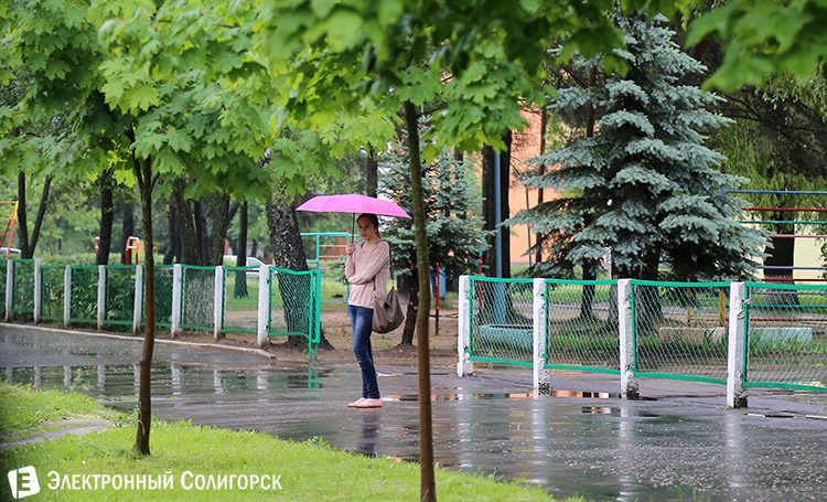 сильный дождь в Солигорске