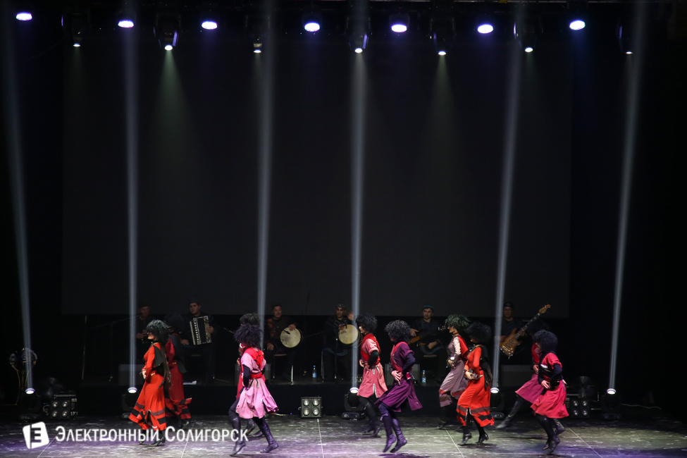 ансамбль Сухишвили в Солигорске