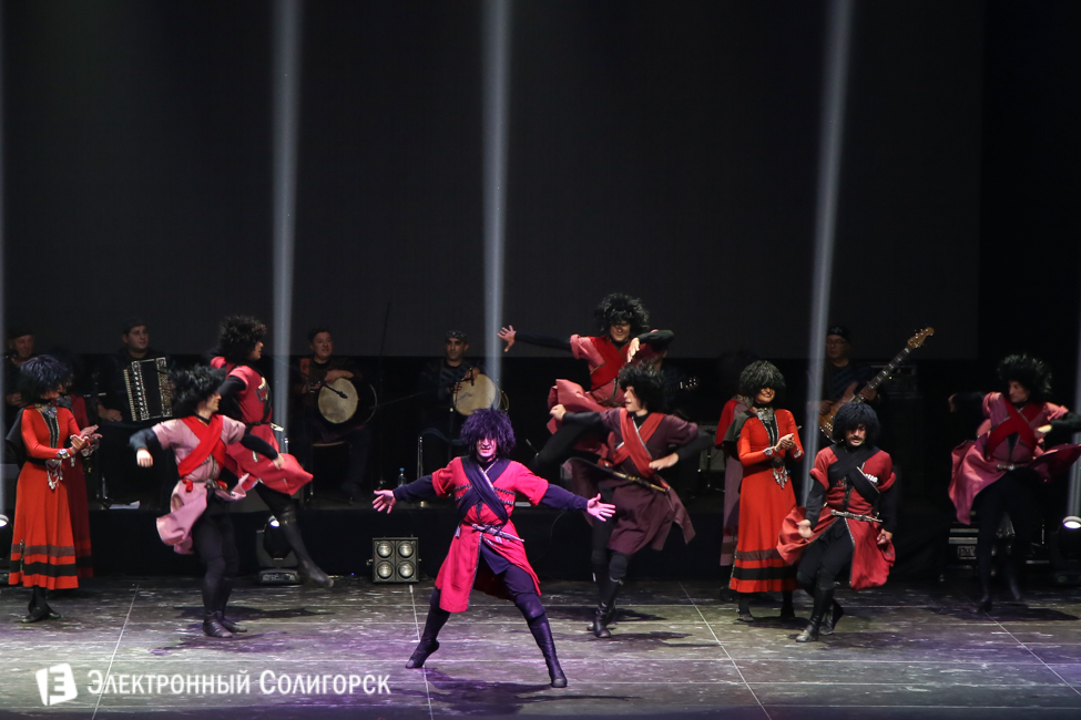 ансамбль Сухишвили в Солигорске