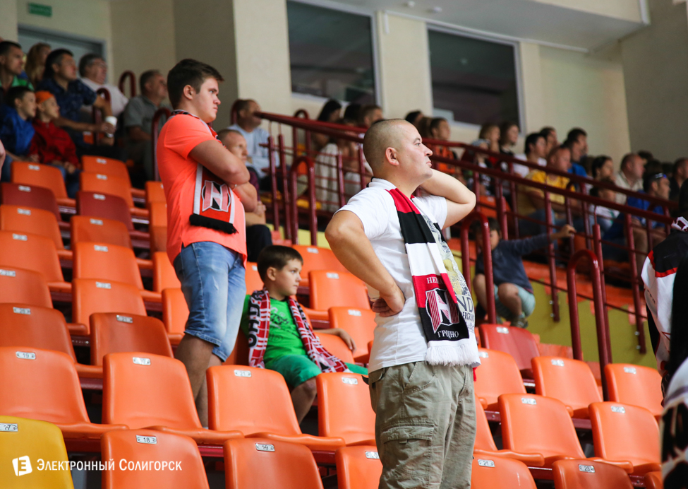 хоккей Шахтер - Неман