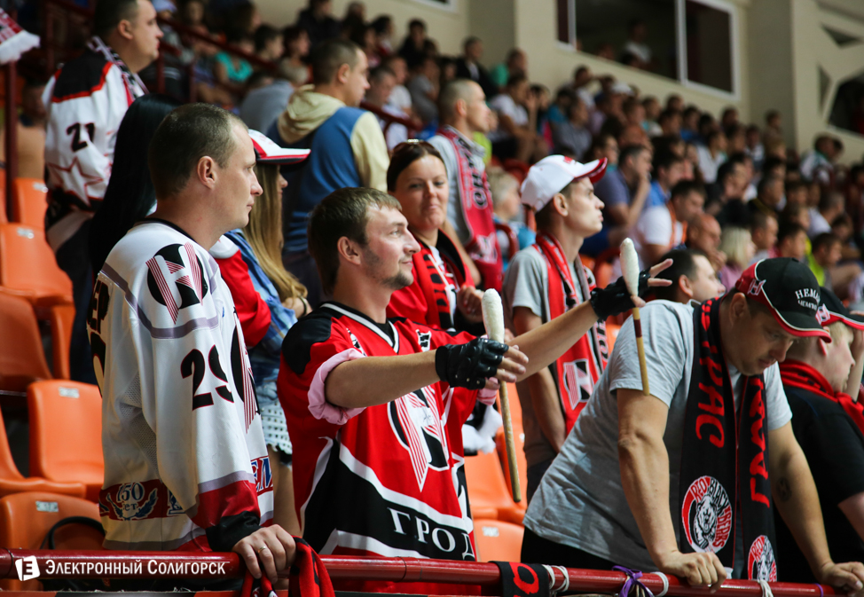 хоккей Шахтер - Неман