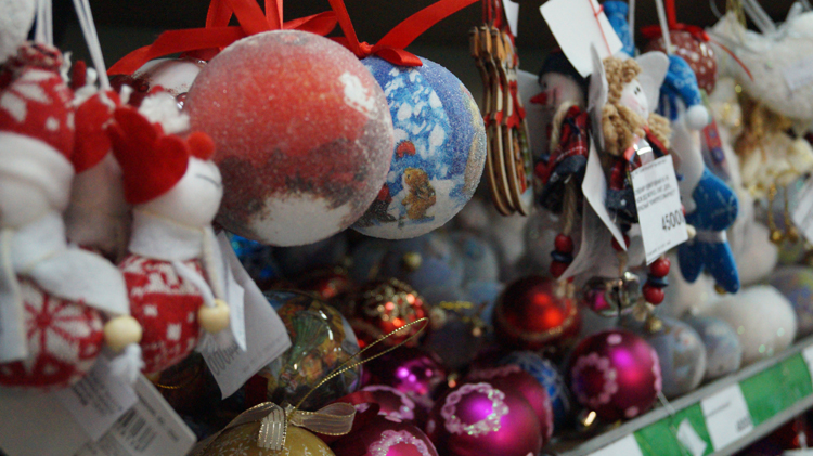 купить новогодние украшения солигорск