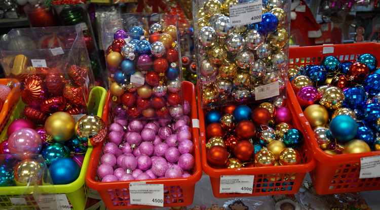 купить новогодние украшения солигорск