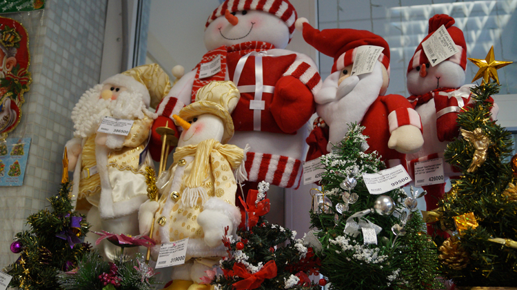 купить новогодние украшения солигорск