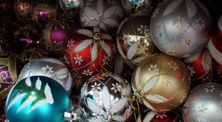 купить новогодние украшения солигорск