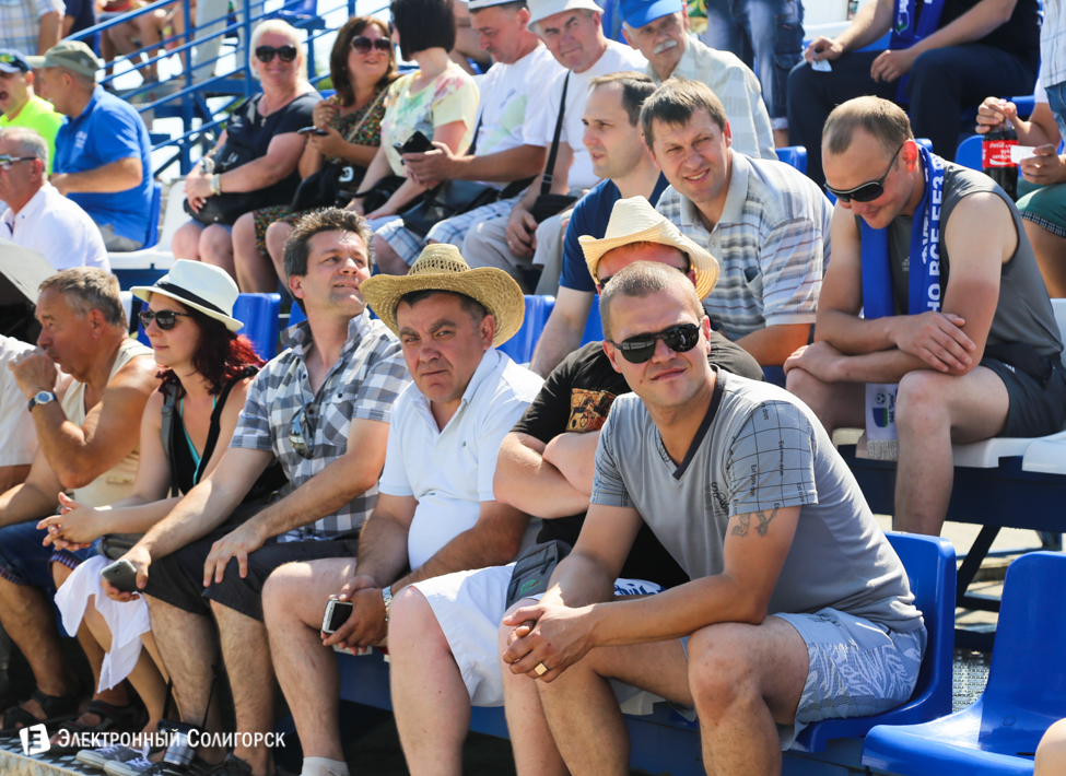 Футбольный матч Слуцк - Батэ