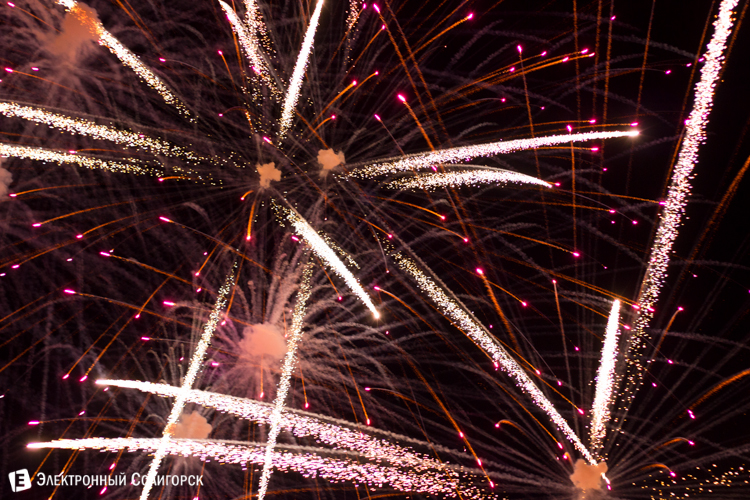 салют в Солигорске