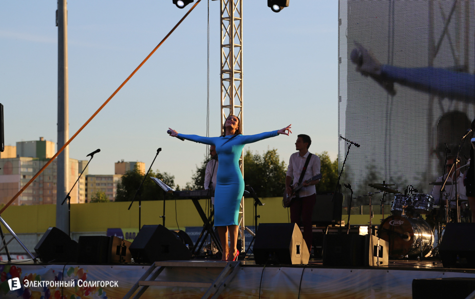 Концерт в Солигорске Мила Нитич и Тео