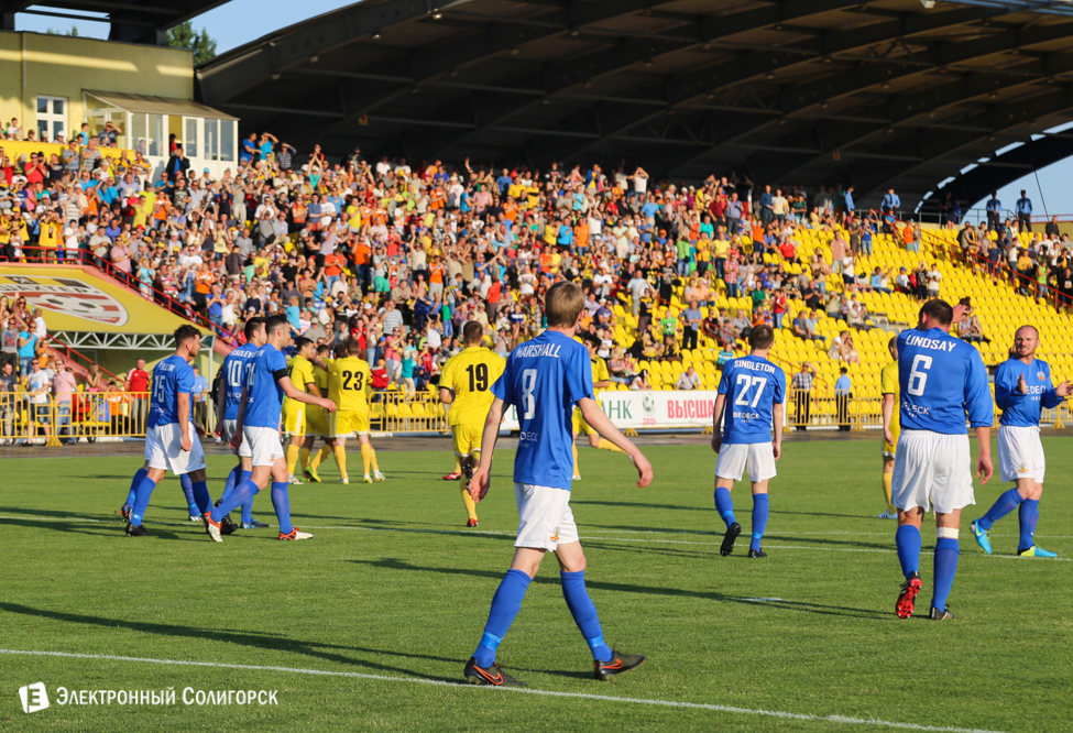 Шахтер Солигорск - Гленавон