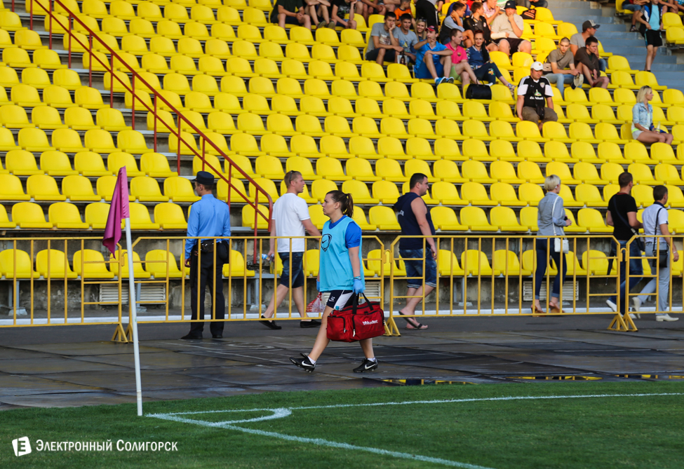 Шахтер Солигорск - Гленавон