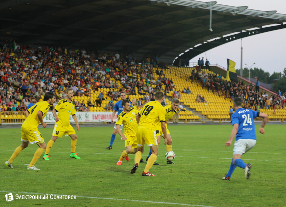 Шахтер Солигорск - Гленавон