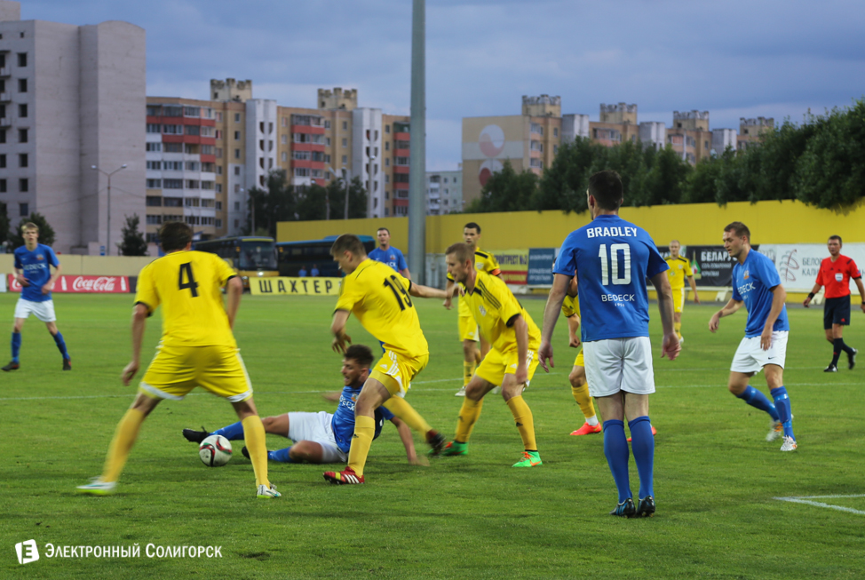 Шахтер Солигорск - Гленавон