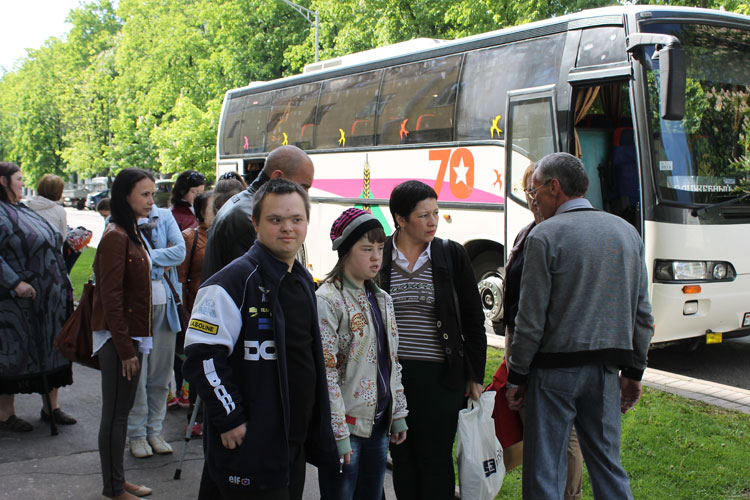 Дети с ОПФР посетили фестиваль Крылы Дзяцинства