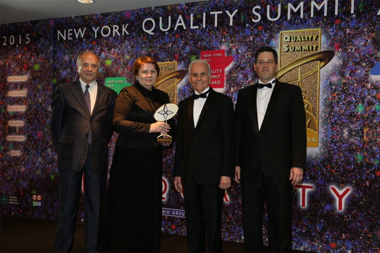 Вручение награды представителю ОАО Беларуськалий