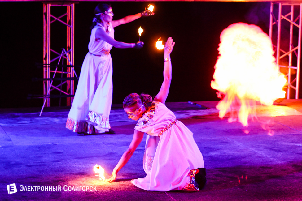 шоу огня в Солигорске