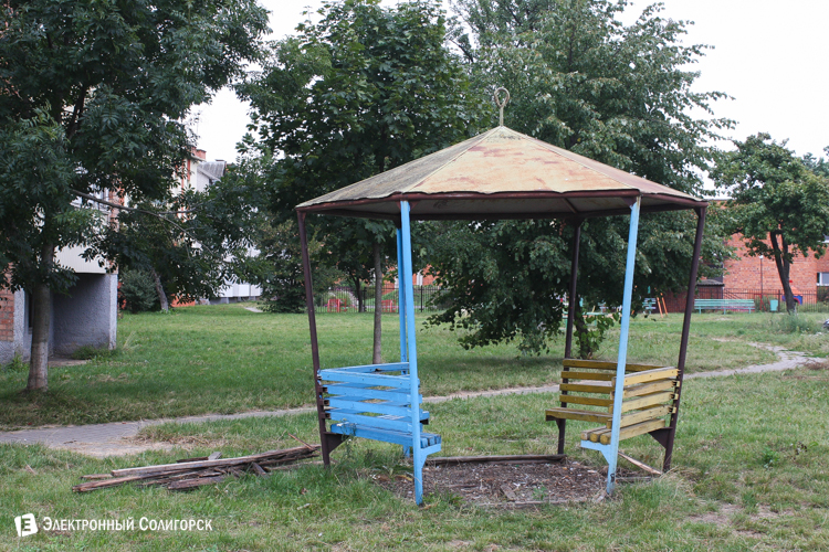 красные домики солигорск