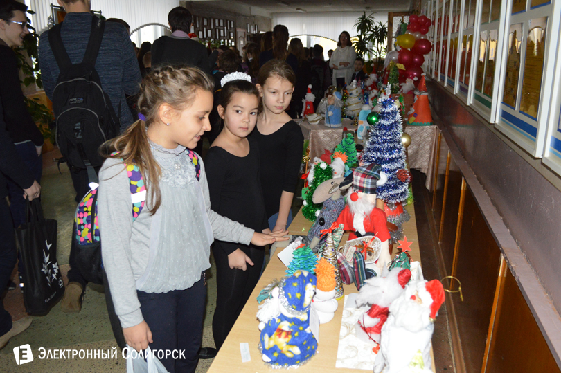 выставка СШ №11 Солигорск