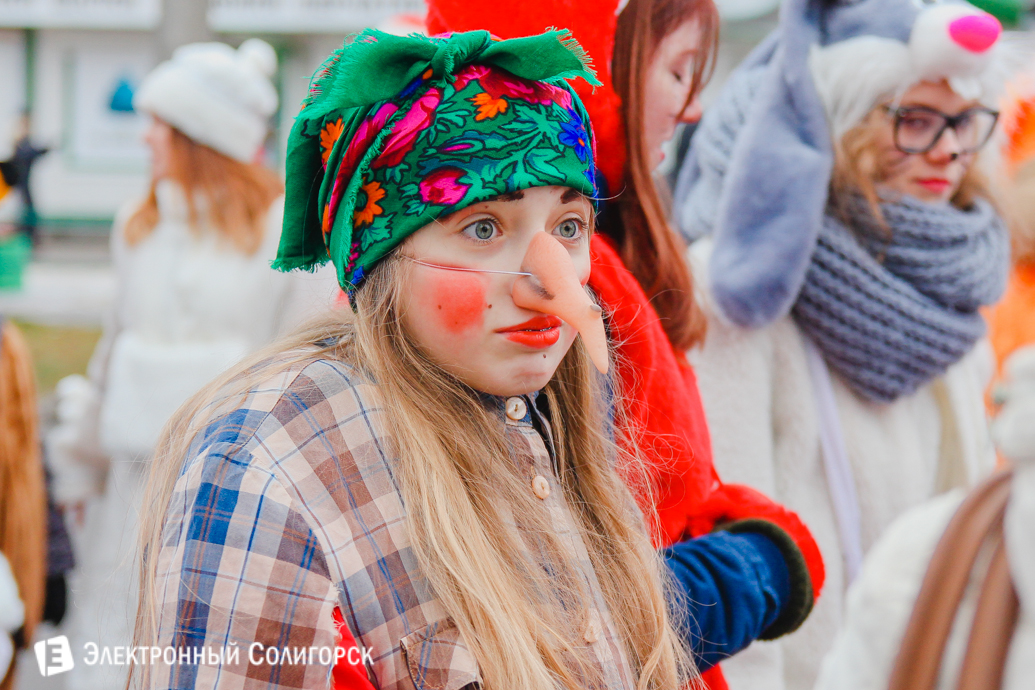 Парад Дедов Морозов Солигорск
