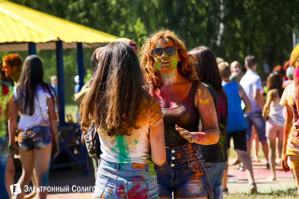фестиваль красок Holidance Солигорск