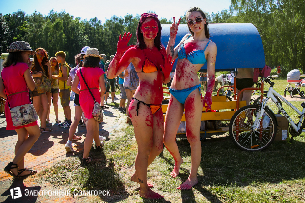 фестиваль красок Holidance Солигорск