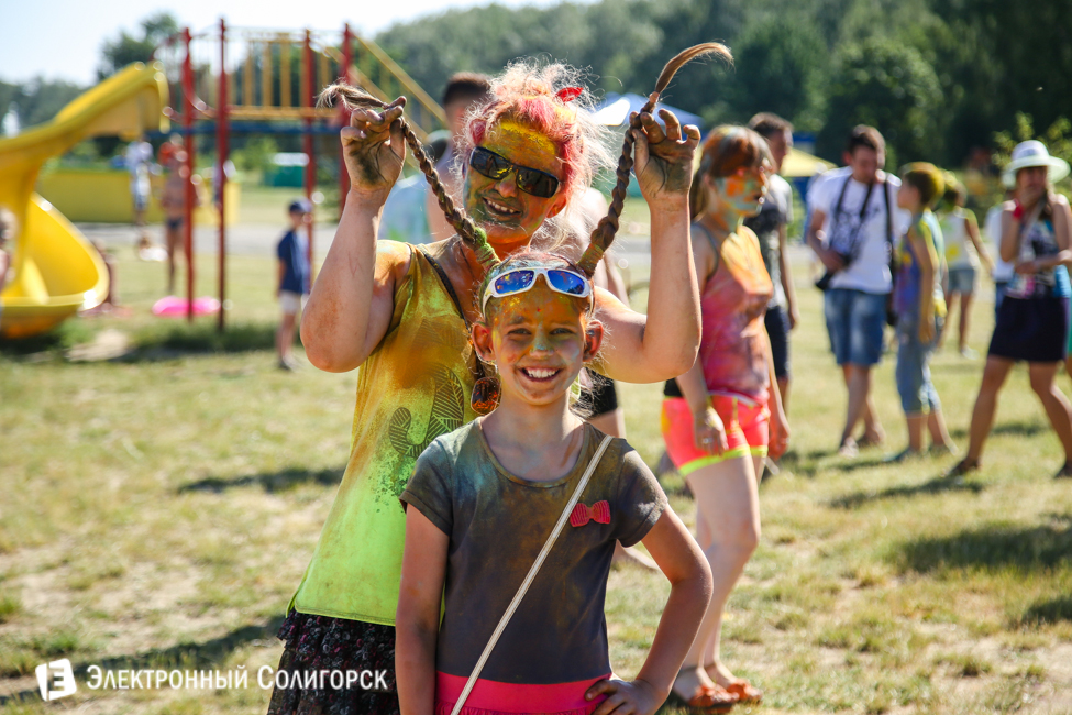 фестиваль красок Holidance Солигорск