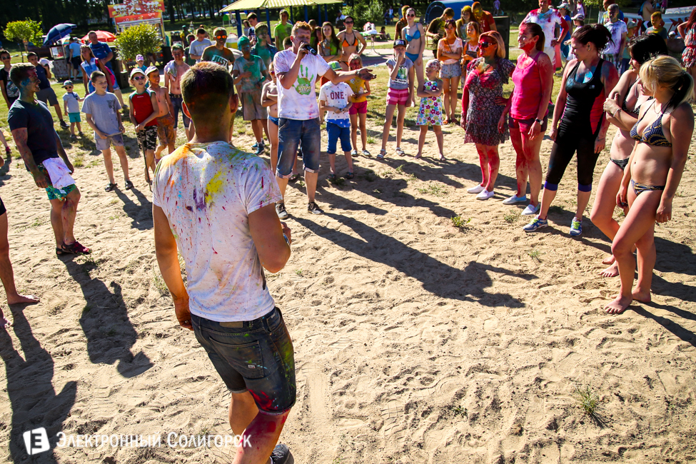 фестиваль красок Holidance Солигорск
