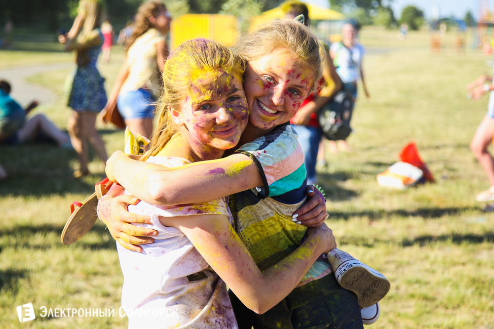 фестиваль красок Holidance Солигорск