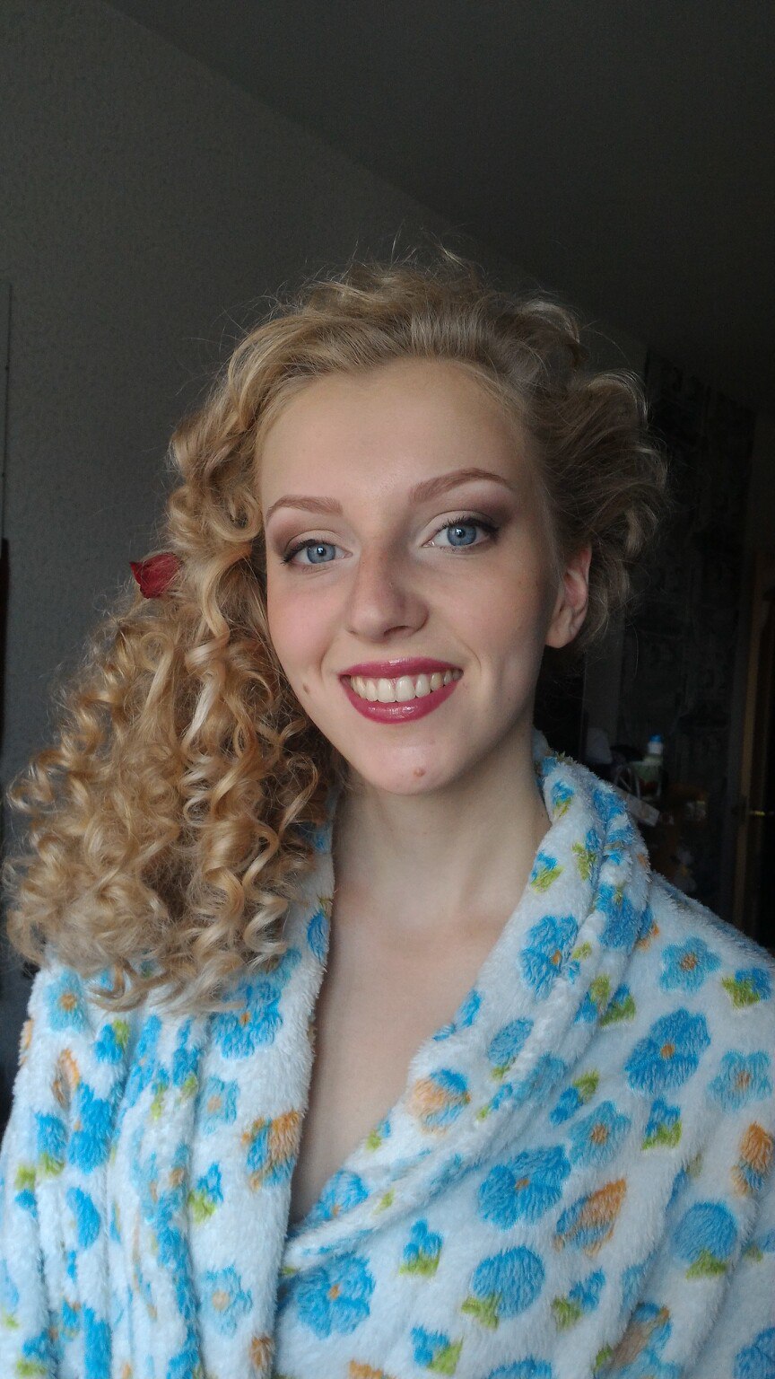 выпускница