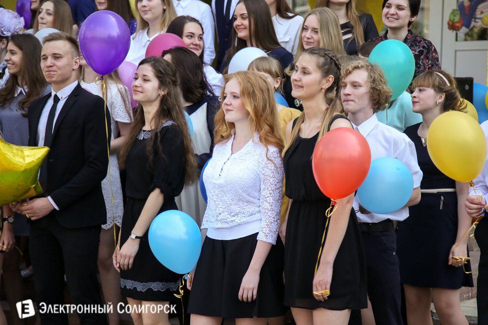 последний звонок 2016 солигорск 10 школа