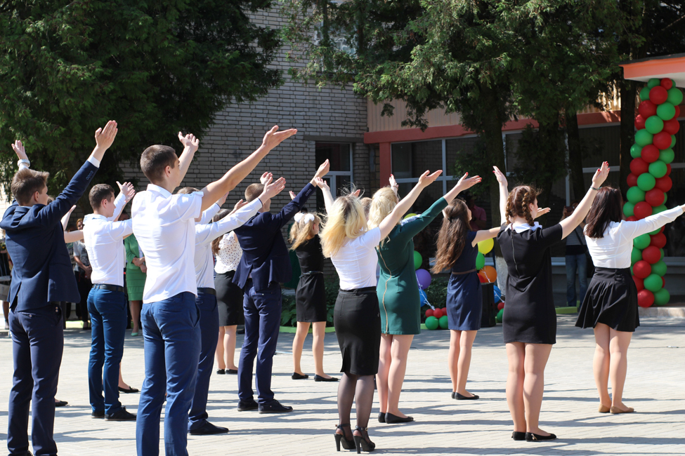 последний звонок 2016 солигорск 3 школа