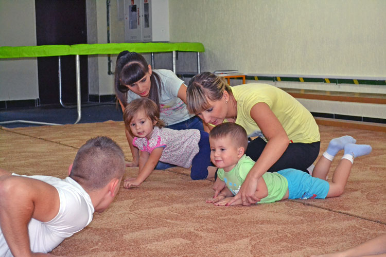 гимнастика для малышей в солигорске