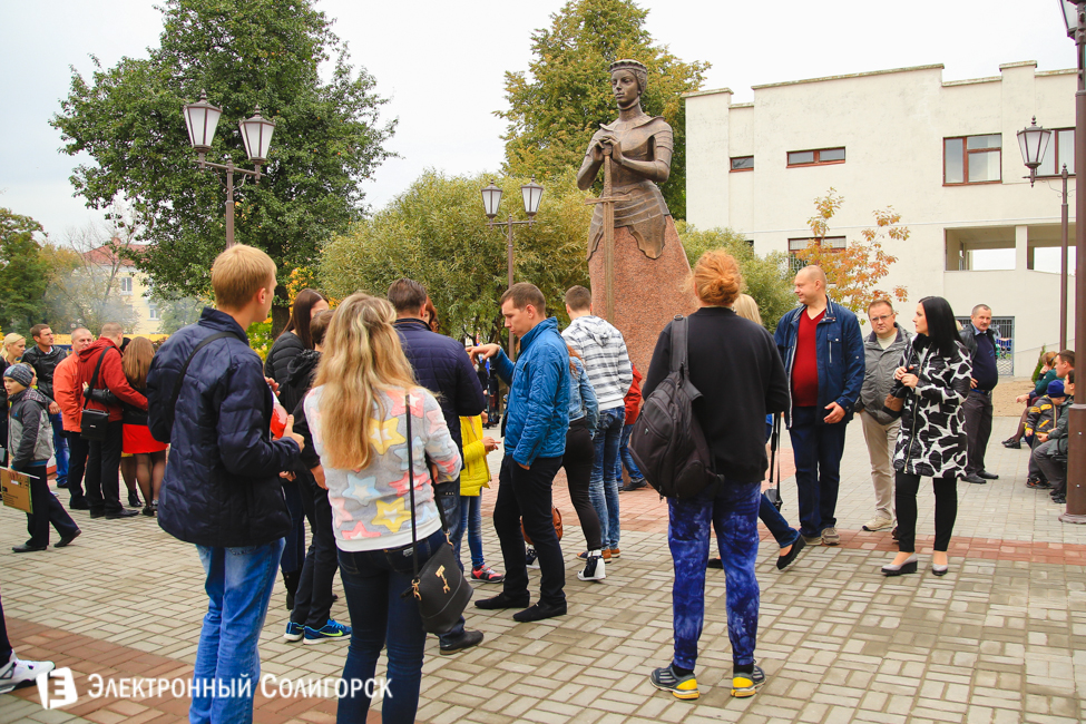 памятник Анастасии Слуцкой
