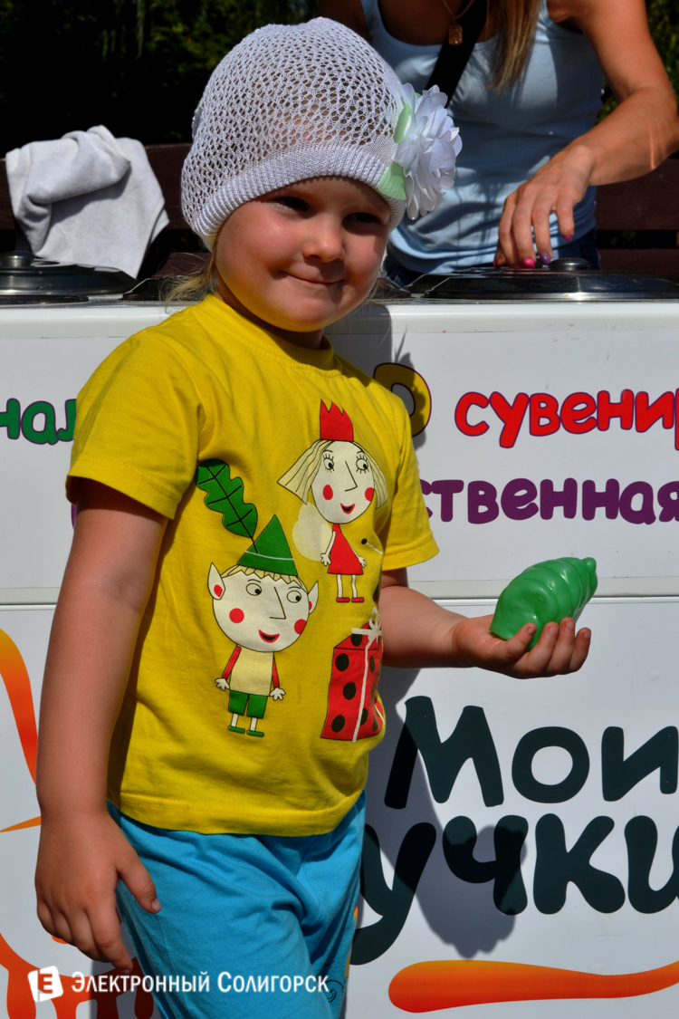 сувенир восковая рука солигорск