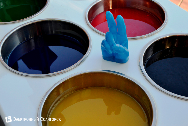 сувенир восковая рука солигорск