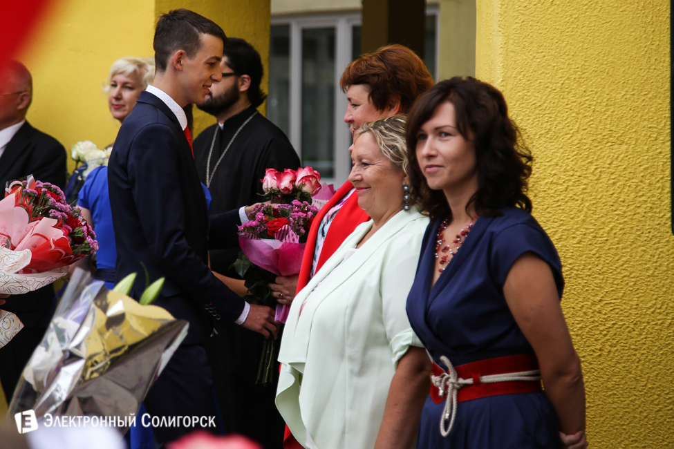 линейка 11 школа солигорск