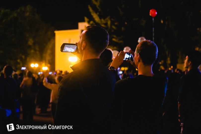 салют в Солигорске Тео