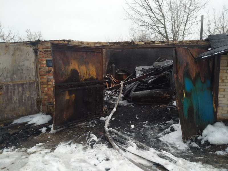 пожар в гаражах возле 1 РУ Солигорск