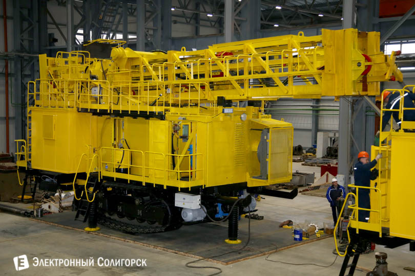 буровой станок ЛМЗ Универсал