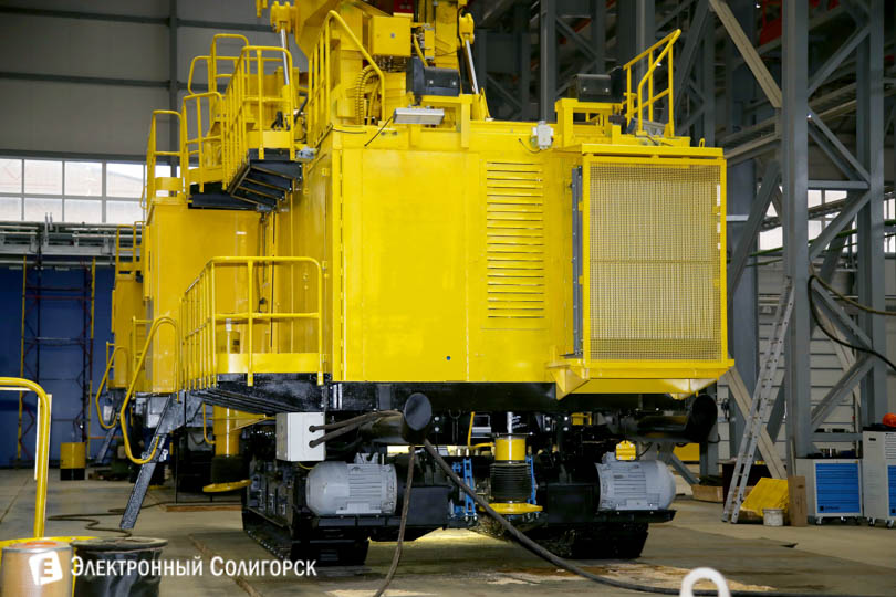 буровой станок ЛМЗ Универсал