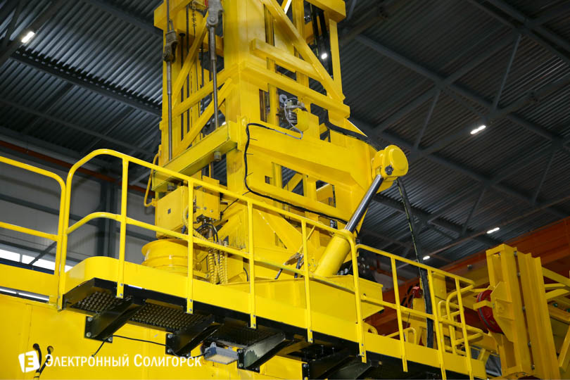 буровой станок ЛМЗ Универсал