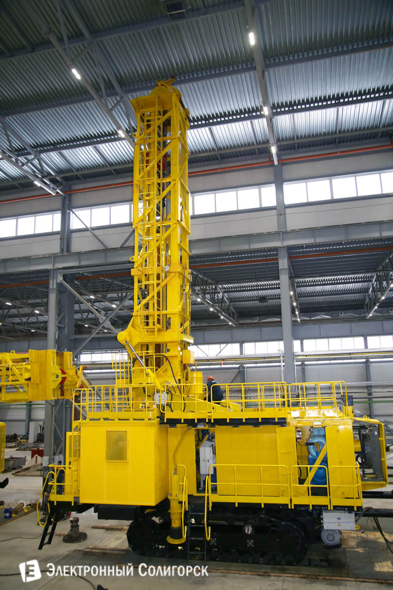 буровой станок ЛМЗ Универсал