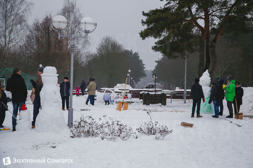 Солигорск снеговики