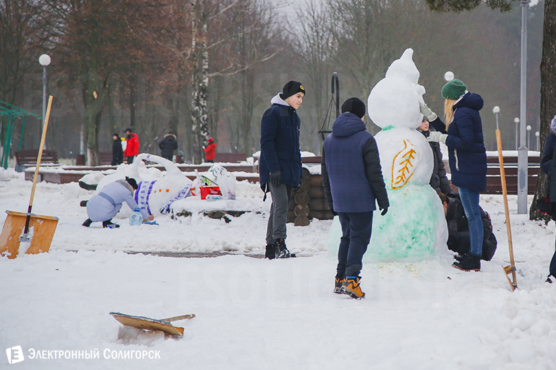 Солигорск снеговики
