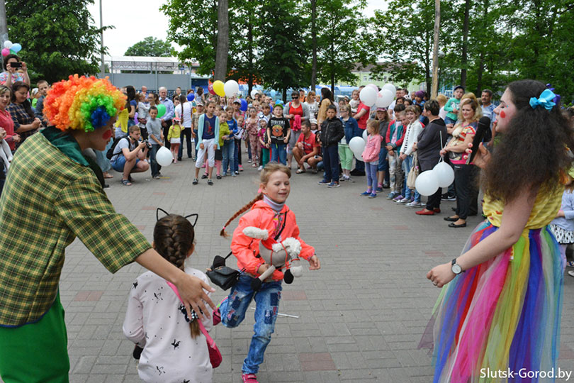 дискотека с пиратами Слуцк