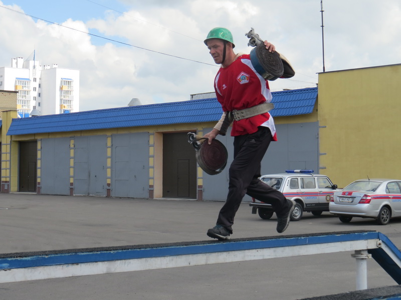 sorevnovaniya dobr komand 12