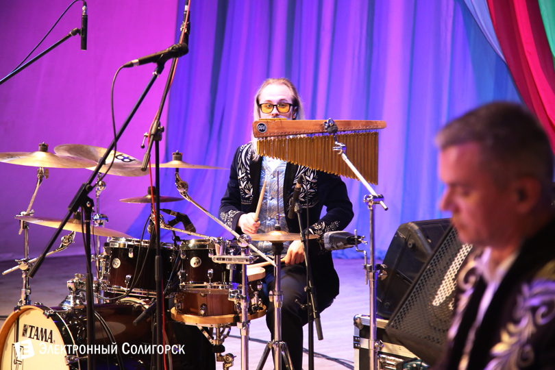 Песняры на сцене