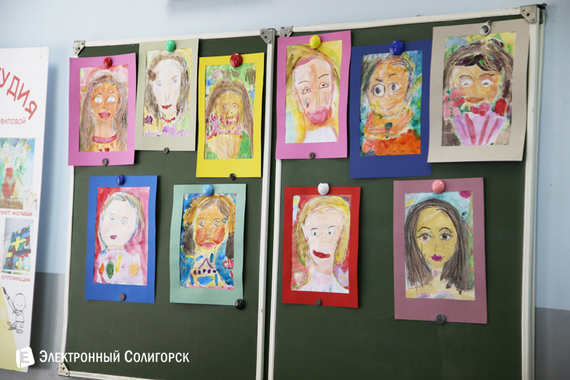 выставка изостудия Лучик ГДК